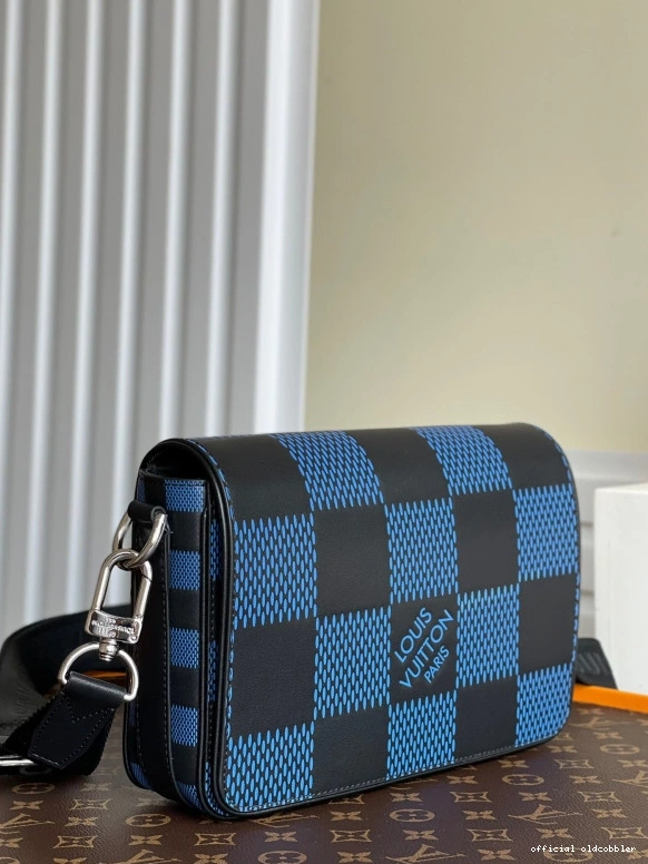 Official oldcobbler VUITTON MESSENGER STUDIO LOUIS 0712